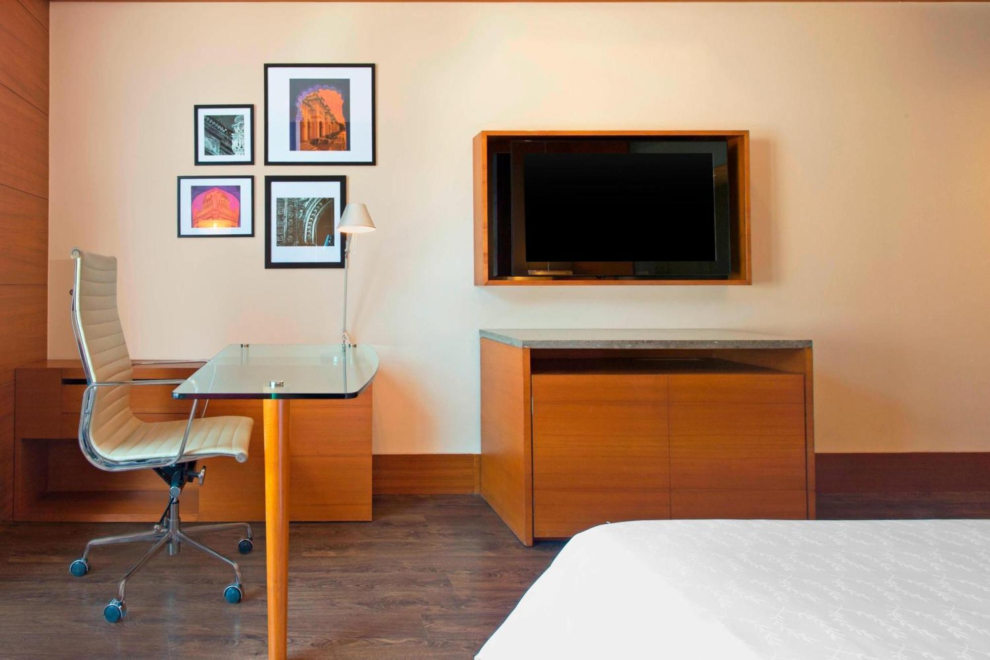 Sheraton Hyderabad Hotel Luaran gambar